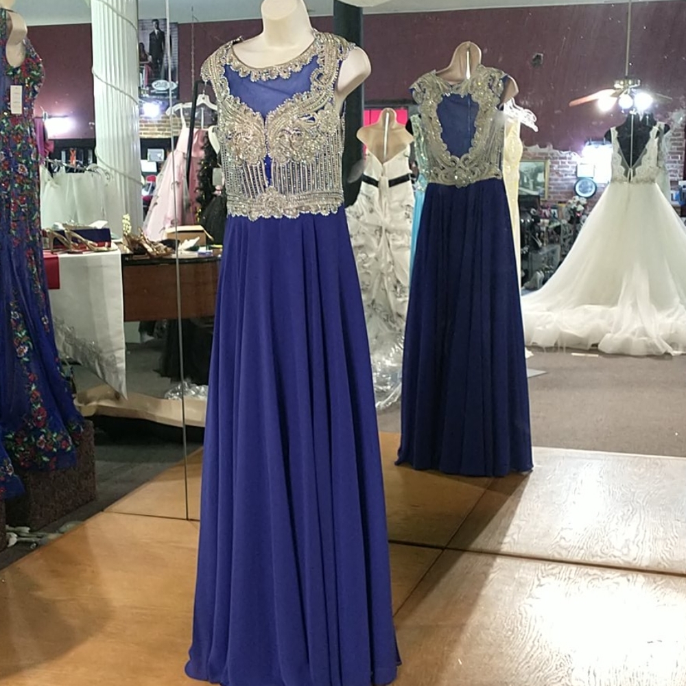 Precious Formals flowey evening gown